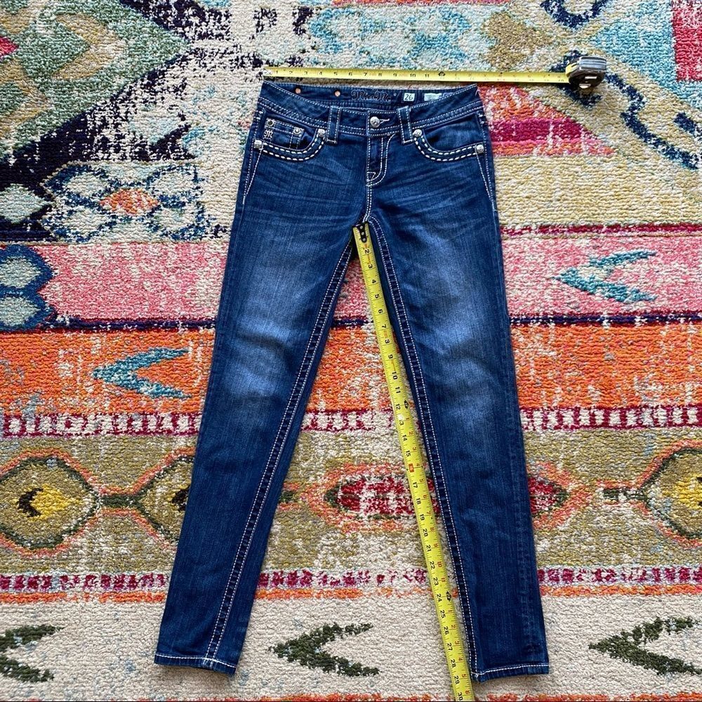 Miss Me Signature Rhinestone Fleur-de-lis Embroidery Skinny Jeans - Picture 10 of 11
